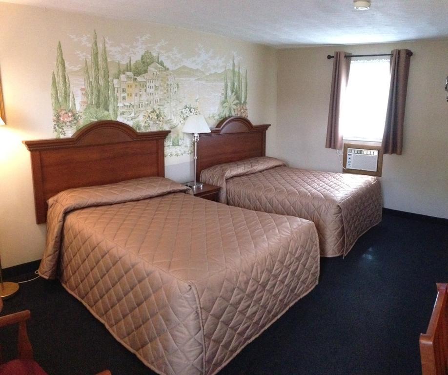 Majers Motel Stratford Room photo