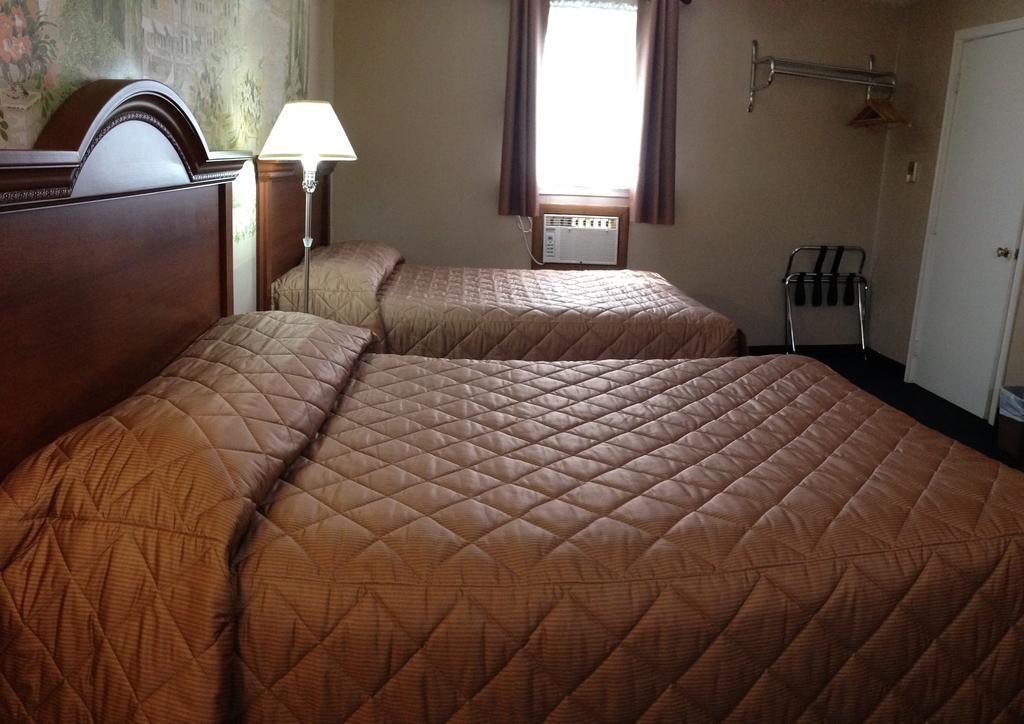 Majers Motel Stratford Room photo