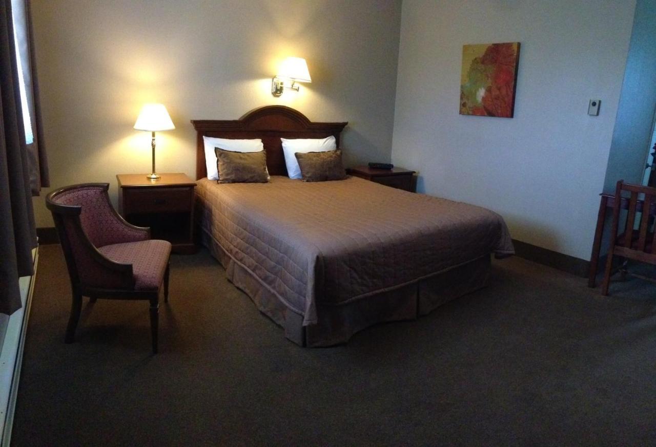 Majers Motel Stratford Room photo